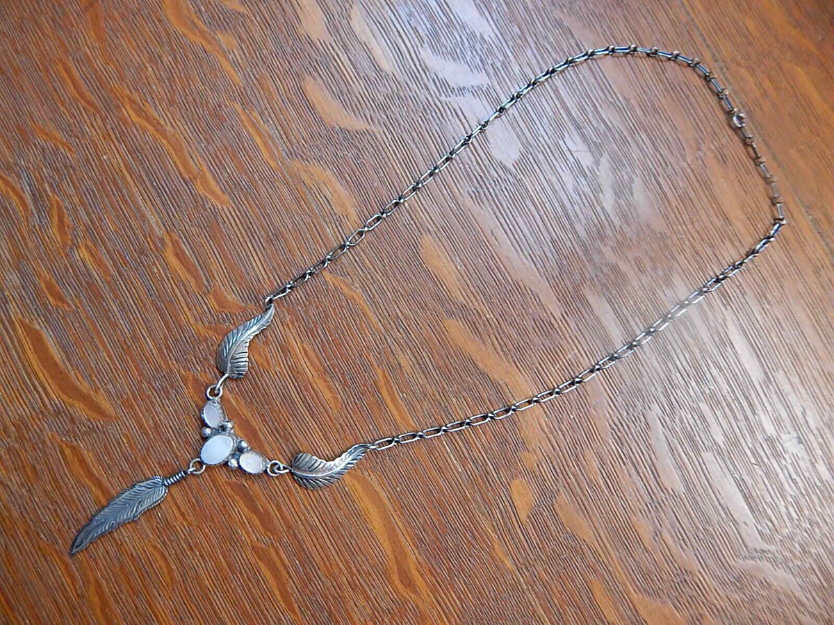 Vintage Navajo Mother Of Pearl Sterling Silver Feather