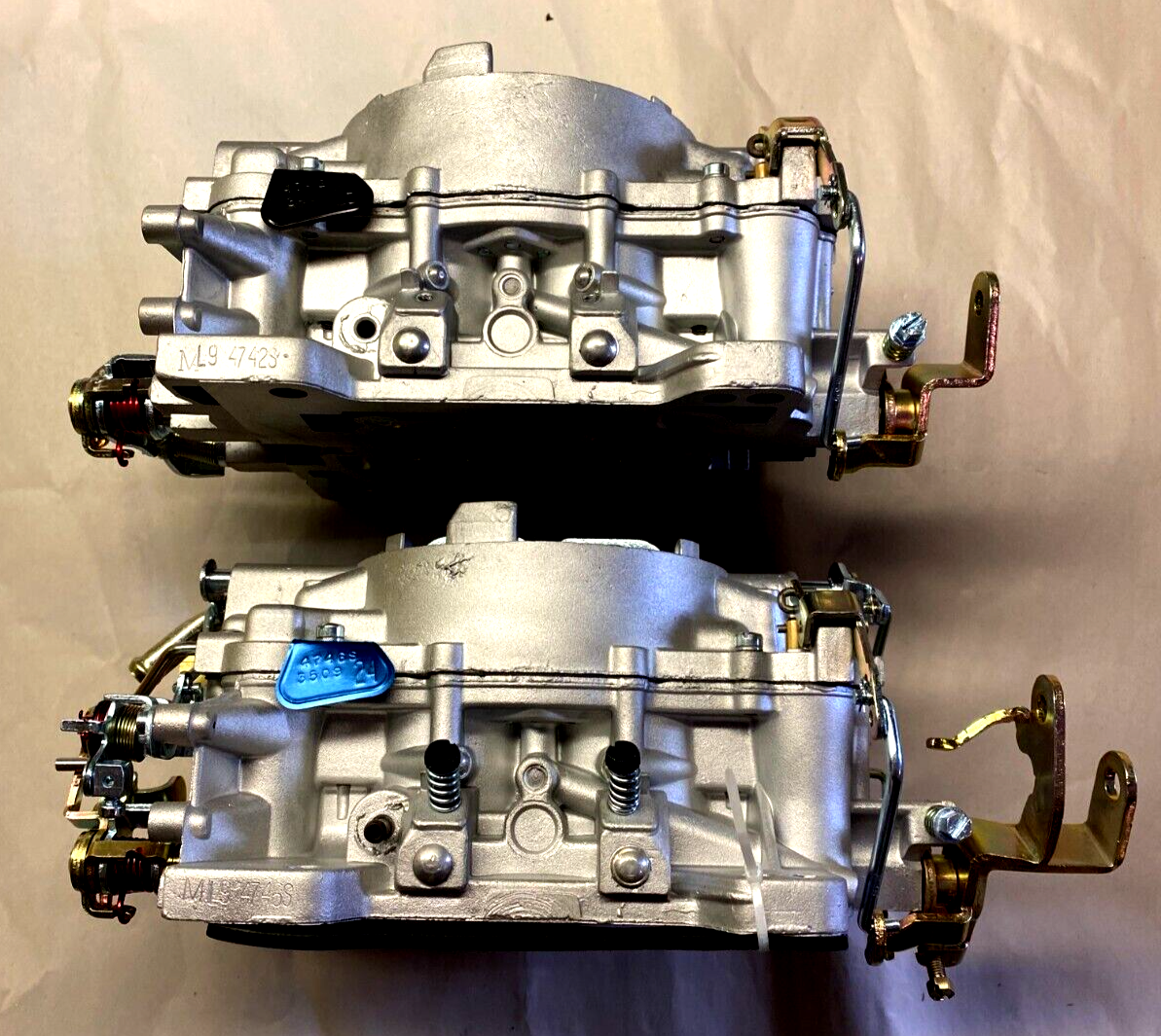 71 Mopar B E Body 426 Hemi Carburetors AFB ML9 4742 & ML9 4746
