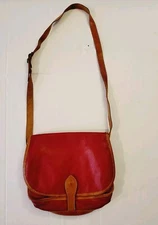 Abraham & Straus Red Pebble Stone Adjustable Crossbody Leather Snap Lock - ITALY