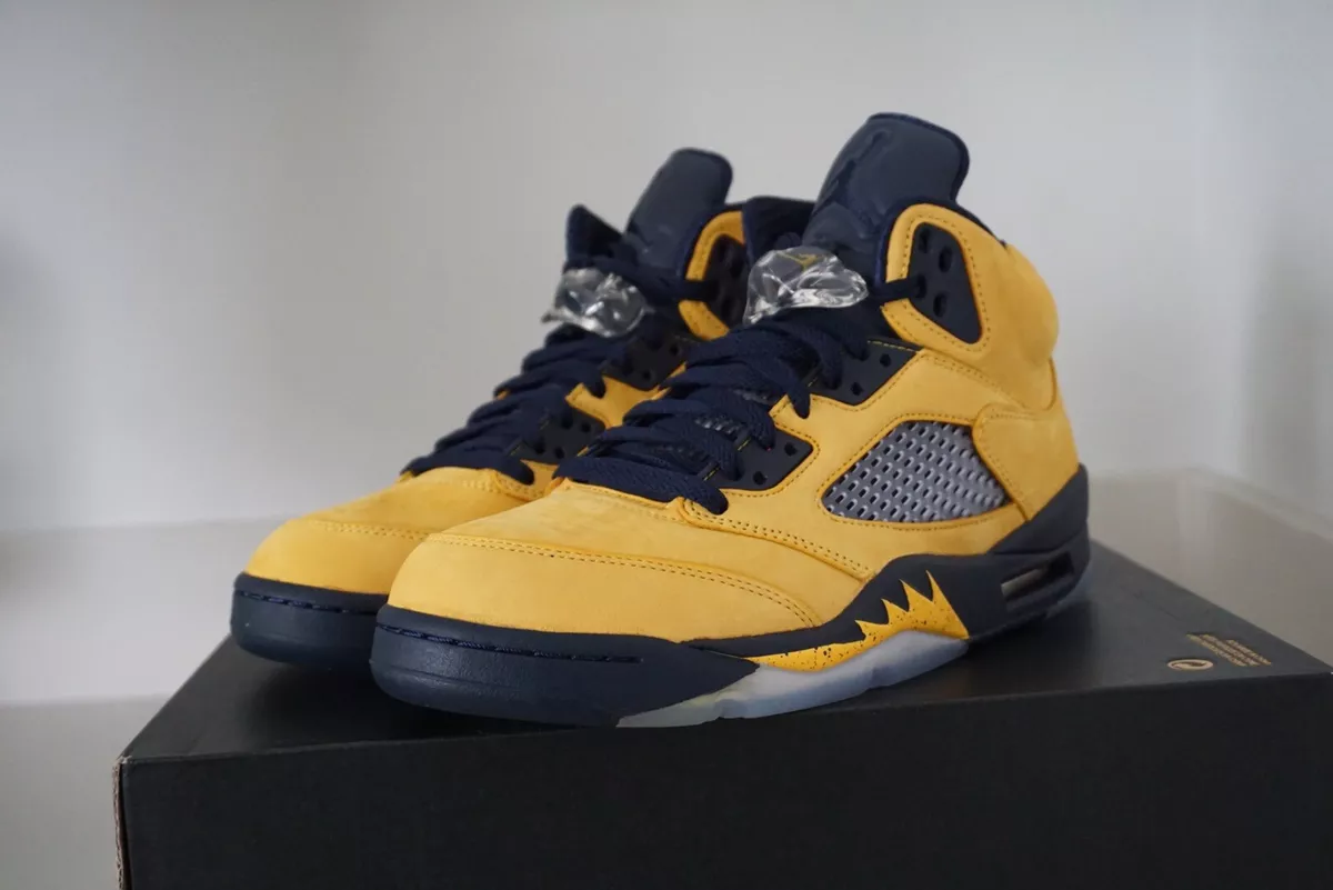 Nike Air Jordan 5 Retro SE Michigan Fab Five Armarillo Yellow CQ9541-704  Size 8