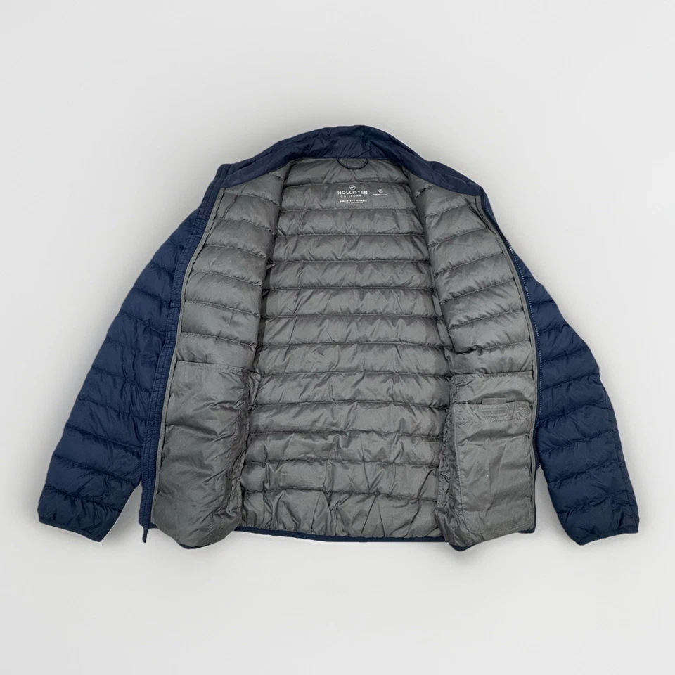 Jaqueta Hollister Blue Puffer leve tamanho XS Ultimate Down Collection - Imagem 4 de 4