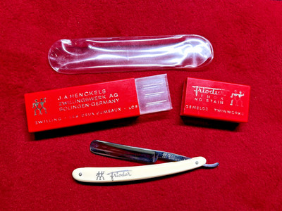 NOS Straight Razor J.A.HENCKELS Friodur 89 1/2 Solingen Germany
