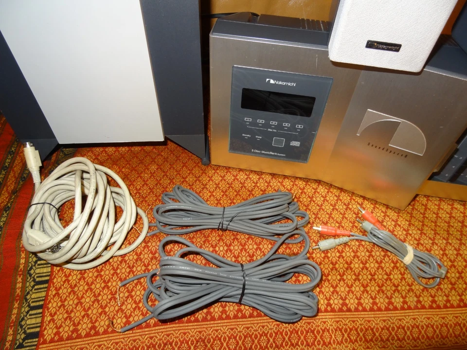 Nakamichi SoundSpace 8 5 Bank CD Player +Subwoofer +2 Speakers +Cables +Remote - Image 2 of 4