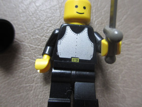 LEGO Castle Minifigure BLACK KNIGHT Knight's Stronghold 6059 Incomplete 1990