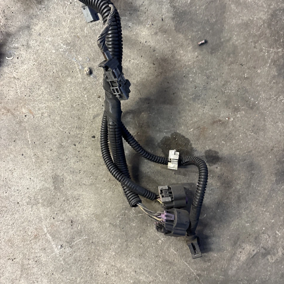 2003-2004 Trailblazer XL, ENVOY XL , Rainier ENGINE WIRE HARNESS 5.3L VORTEC - Image 3 of 4