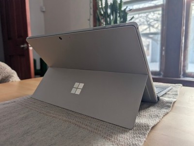 Microsoft 12.3'' Surface Pro 7, i3-1005G1, 4GB, 128GB SSD, Platinum, USED NICE
