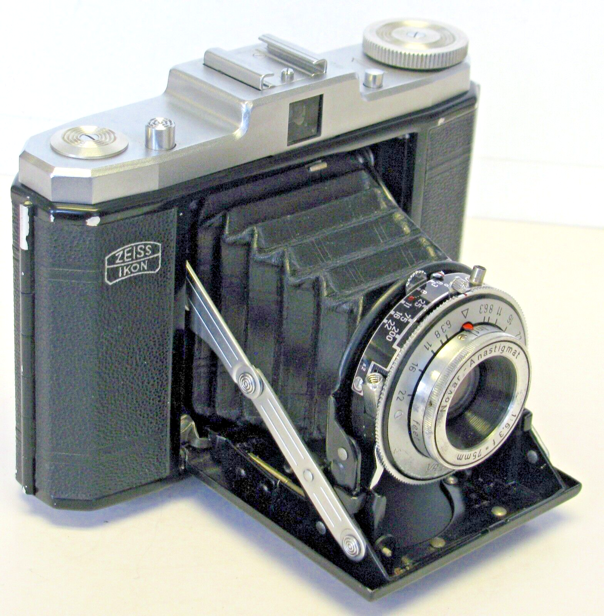 フィルムカメラ Zeiss Ikon Nettar 517/16 Novar Zeiss Ikon Nettar 517/16 – Junktion NZ