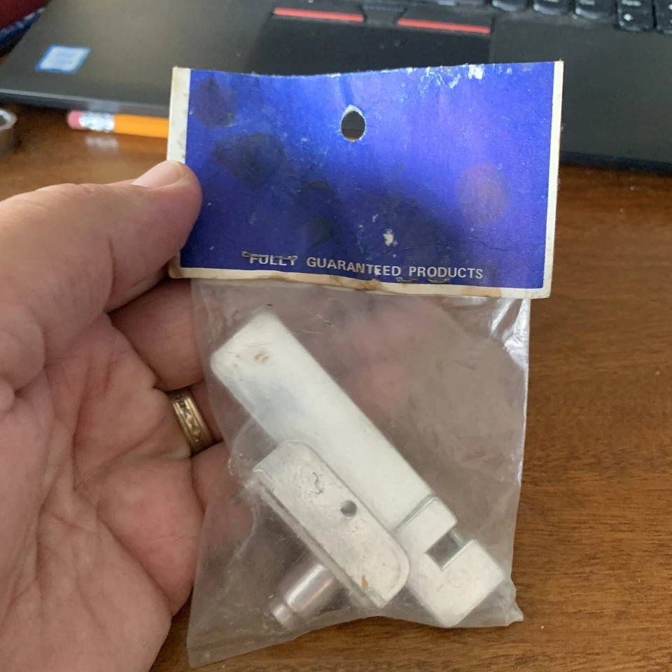 Vintage K&B 1AR Rudder Assembly for .19 RC Model Boats 1020 - Dad's Estate - Image 4 of 4