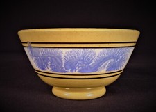 RARE 1800s ANTIQUE AMERICAN SMALL 5  BOWL YELLOW WARE MOCHA MOCHAWARE MINT