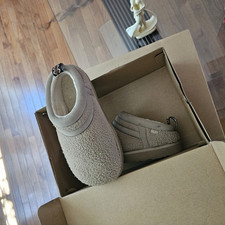 UGG Tasman Shearling Slip-On Slippers Beige kids US 5 EU 37