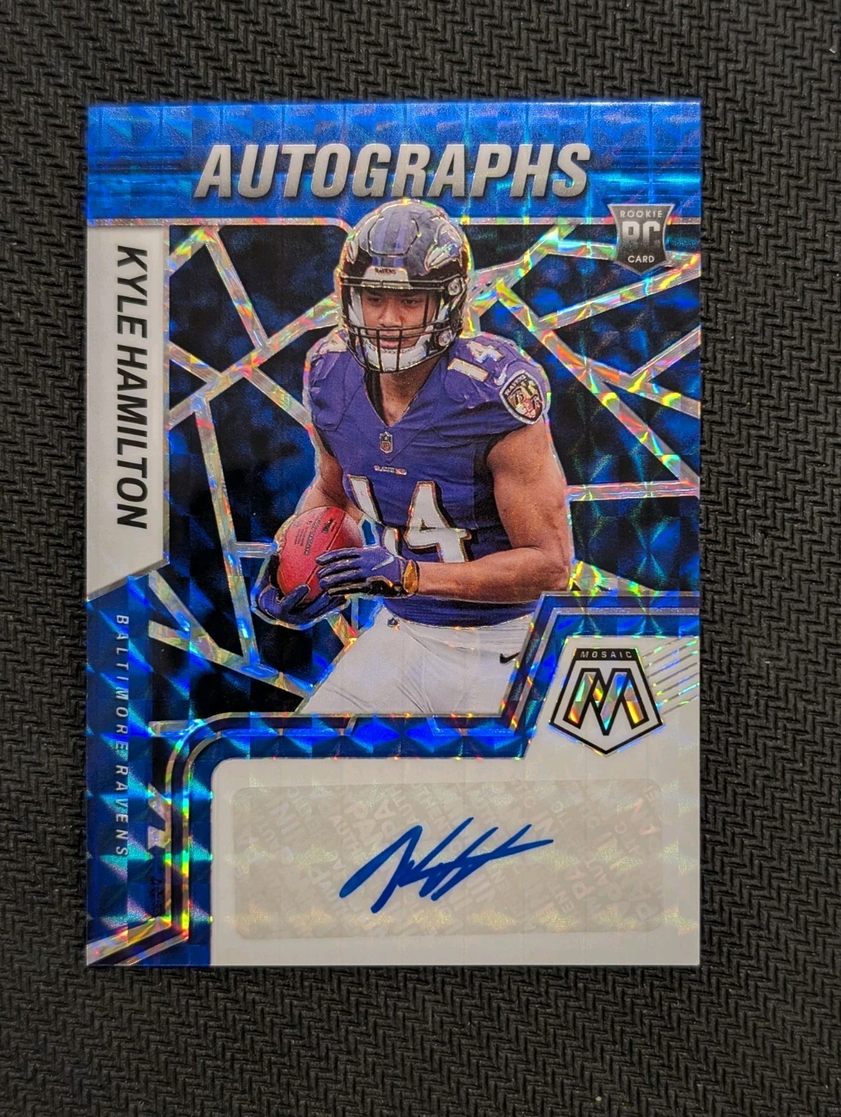 Kyle Hamilton Panini Mosaic Rookie Autograph Mosaic #RAMKH Blue Mosaic