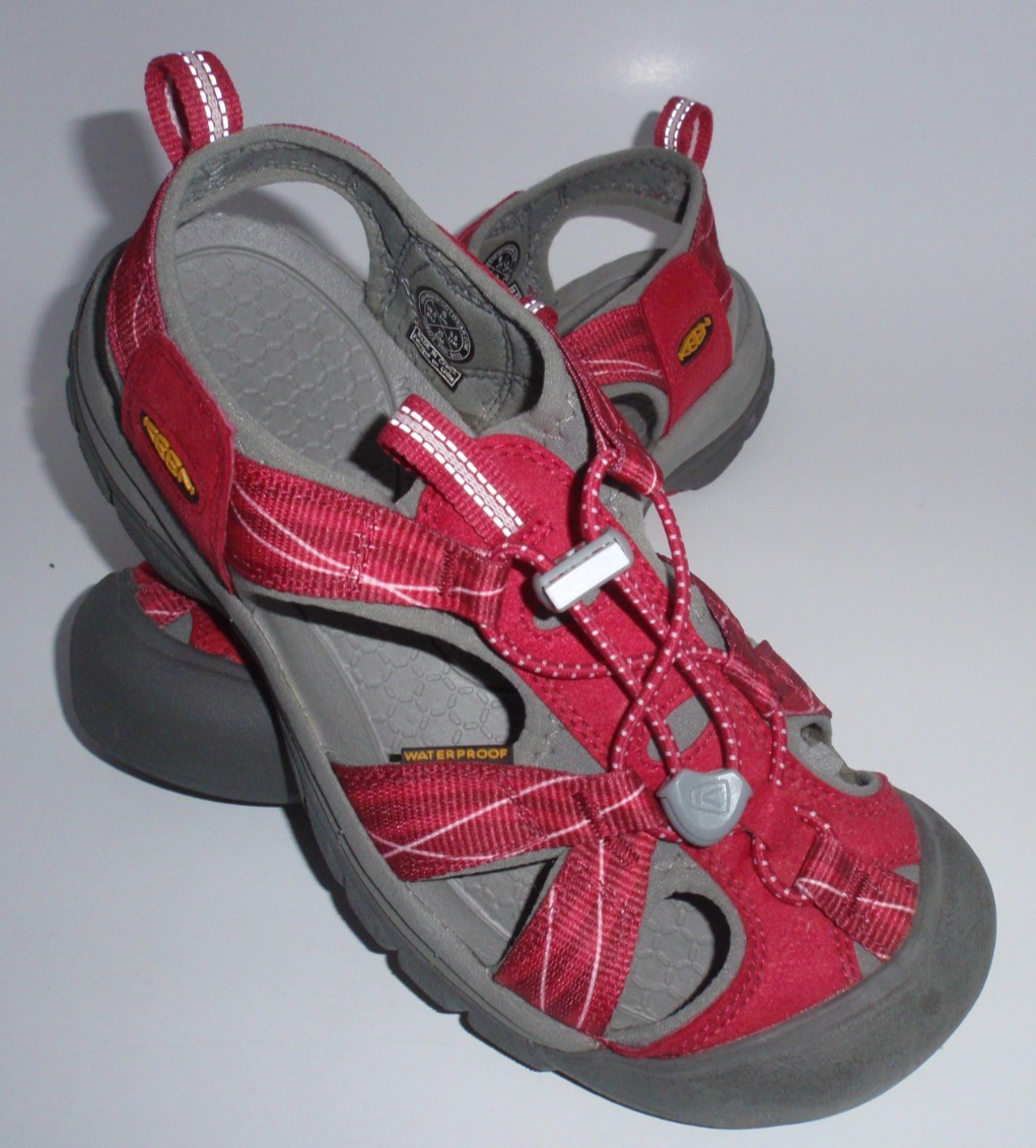 Keen Venice H2 sandalo impermeabile punta chiusa scarpe trekking rosso fucsia donna taglia 8