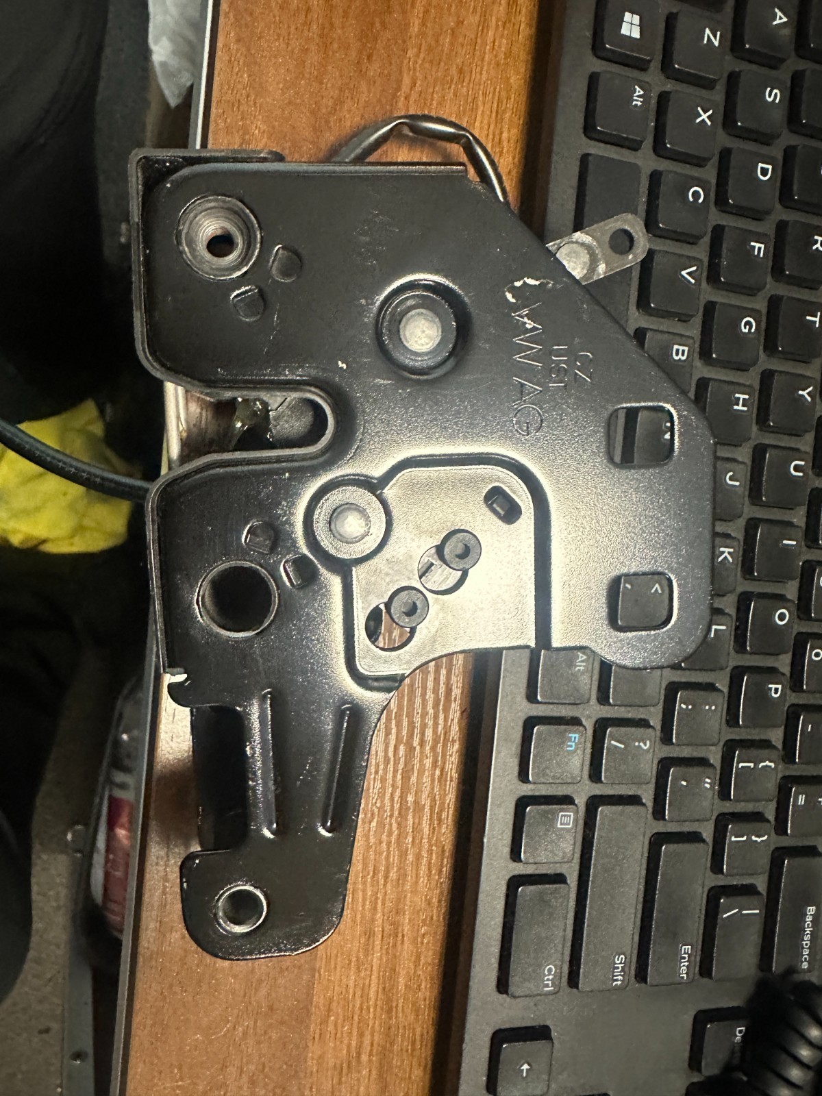 Audi R8 2018 Engine lid lock P/N 4S0823509