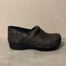 Dansko Professional Clogs Women’s 40 9 Brown Gold Antique Tooled Floral Leather