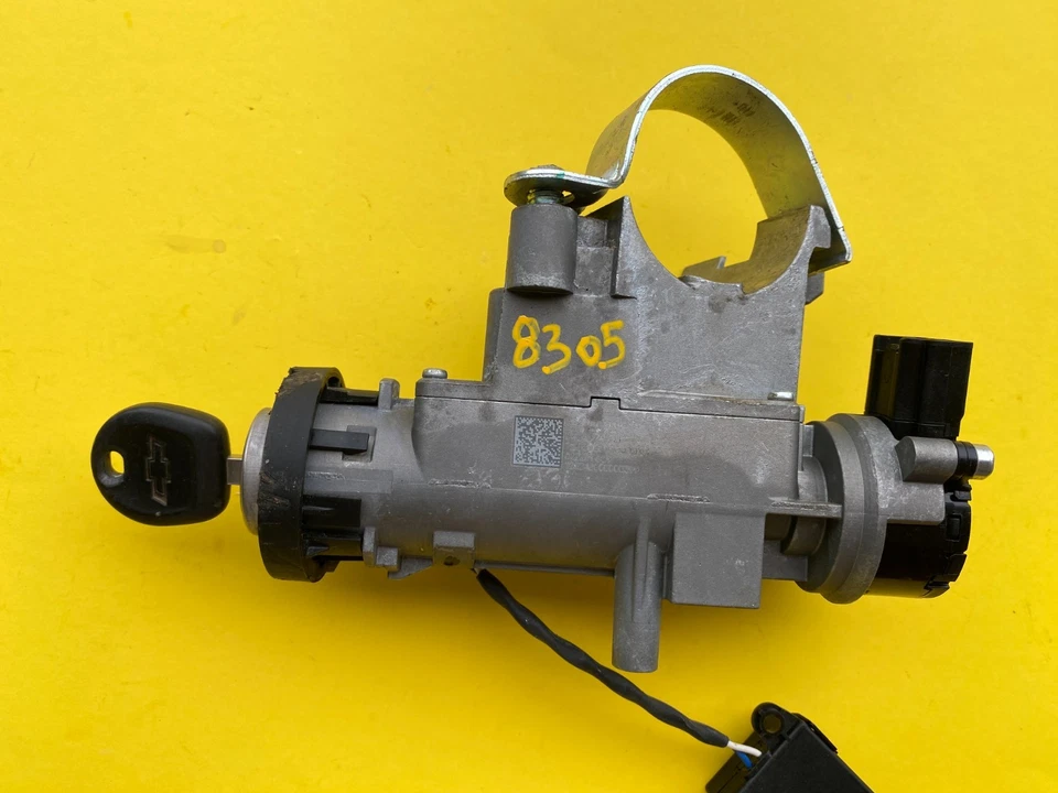 2019-2024 CHEVROLET SILVERADO 1500 IGNITION LOCK W/KEY IMMOBILIZER OEM 13516351 - Image 2 of 4