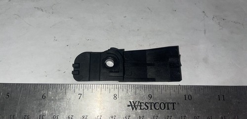 2009 Mercedes Benz GL320 Bluetec Diesel Auto Trans Oil Cooler Bracket - Picture 2 of 3