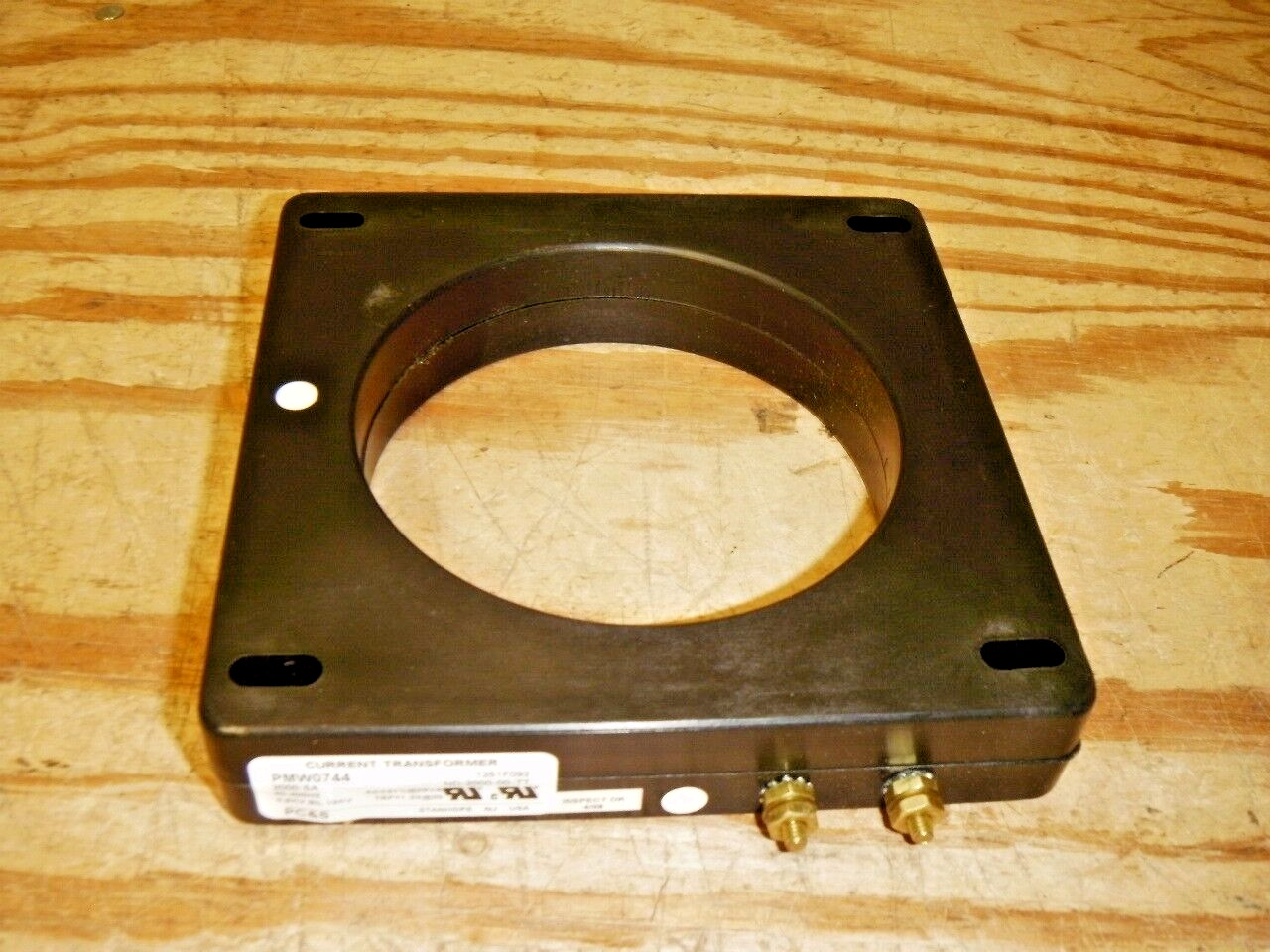 PC&S PMW0744 Current Transformer 2000:5A ND-2000-00-TT 600-10KV 1251F092 ACC+-1%