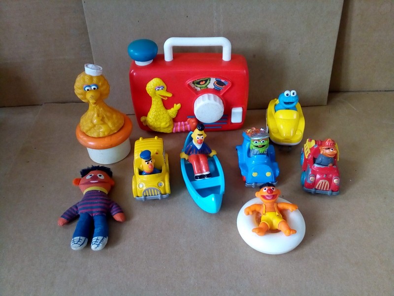 Vintage Sesame Street Toy Lot - Bert, Ernie, Big Bird, Cookie Monster-Cars,Radio