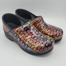 Dansko Viola Multicolor Dot/Cursive Slip On Nurse Clogs Women EU 40 US 9.5 - 10