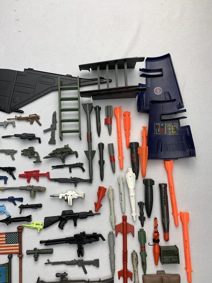 LOTE/FIGURAS, accesorios y armas colección juguetes GI JOE años 80 vintage, HASBRO Foto 4 de 4