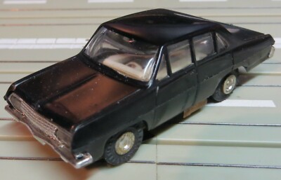 Faller AMS 5632 --  Opel Diplomat mit Blockmotor, 60er Jahre Spielzeug (RPS183)