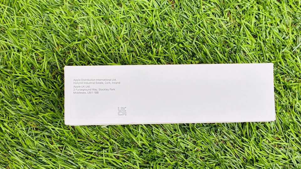 Apple Magic Mouse (USB-C) Black Multi Touch Rechargeable A3204 100% Original - Image 4 of 4