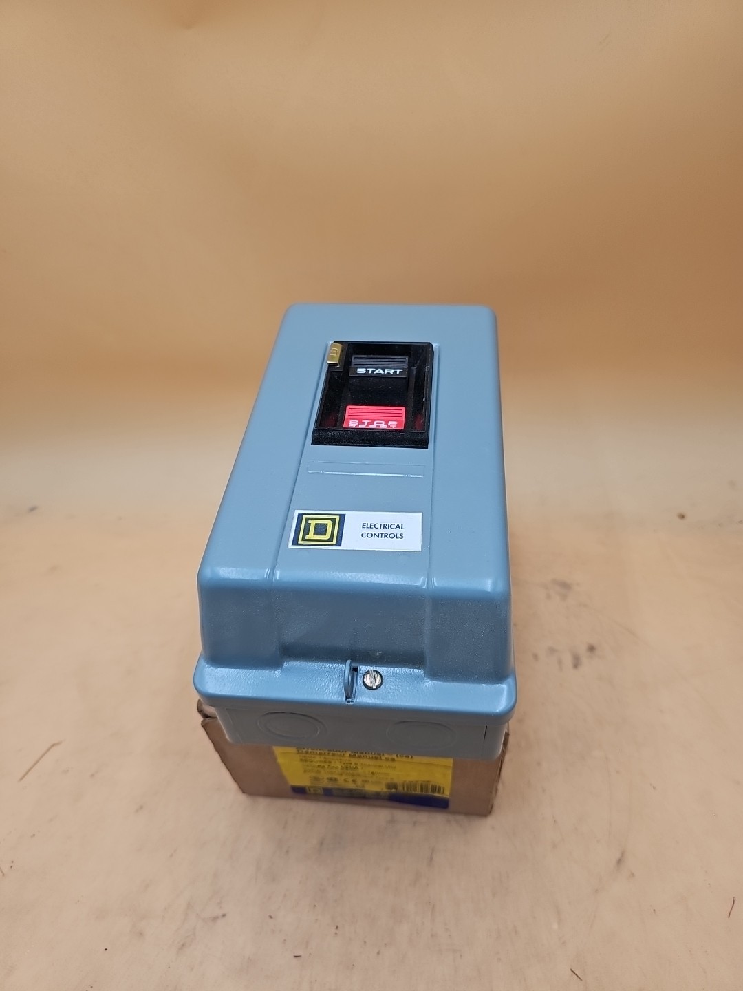 Square D 2510MBG1, Manual Starter, 1 Pole, N-1 Indoor Enclosure