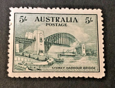 AUSTRALIA Stamp 1932 Sydney Harbour Bridge 5/- Green Five Shillings  Mint Hinged