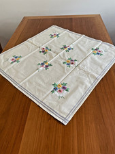 Handbestickte Tischdecke 73x73 cm Vintage Blumen Frühling Stickerei Shabby Chic