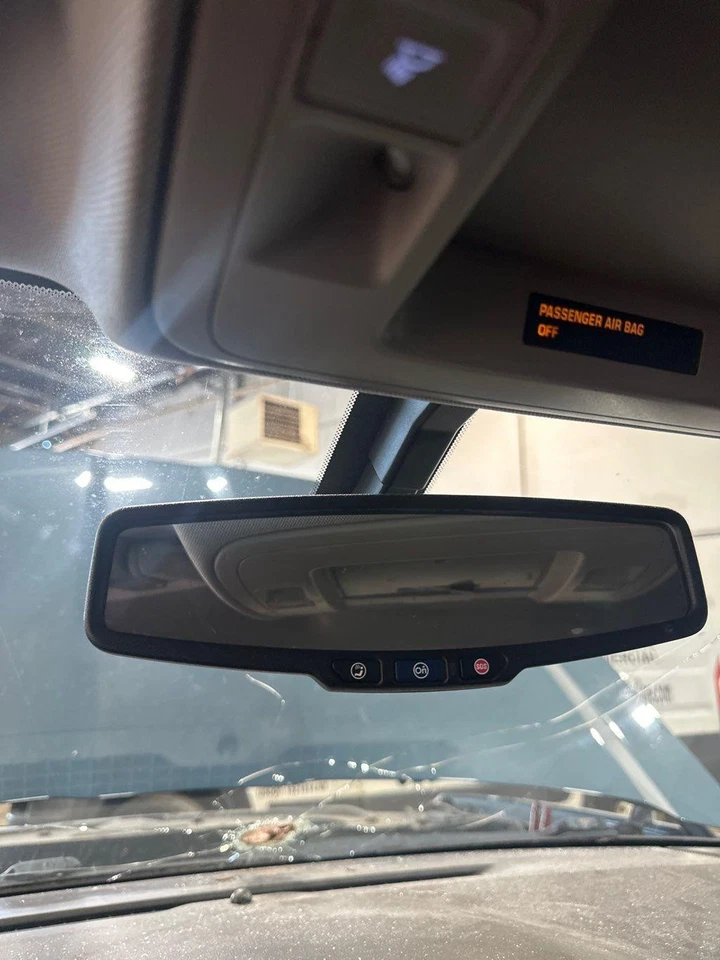 Espejo retrovisor 14 15 16 17 18 19 Chevy Silverado 1500 Foto 2 de 4