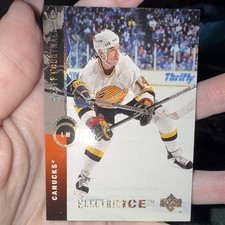 1994-95 Upper Deck Electric Ice - Geoff Courtnall #286