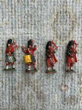 Britains Plastic Scottish Infantry Figure Bagpipes Drum Lot of 4