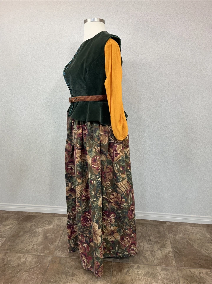 Renacimiento 42” Chaleco Terciopelo Verde Algo Podrido Disfraz Bella Bestia Foto 4 de 4