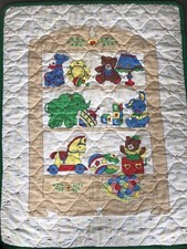 Vintage Nursery Toddler Crib Quilt Toys  Bears Children  s Bedding 34  x43  