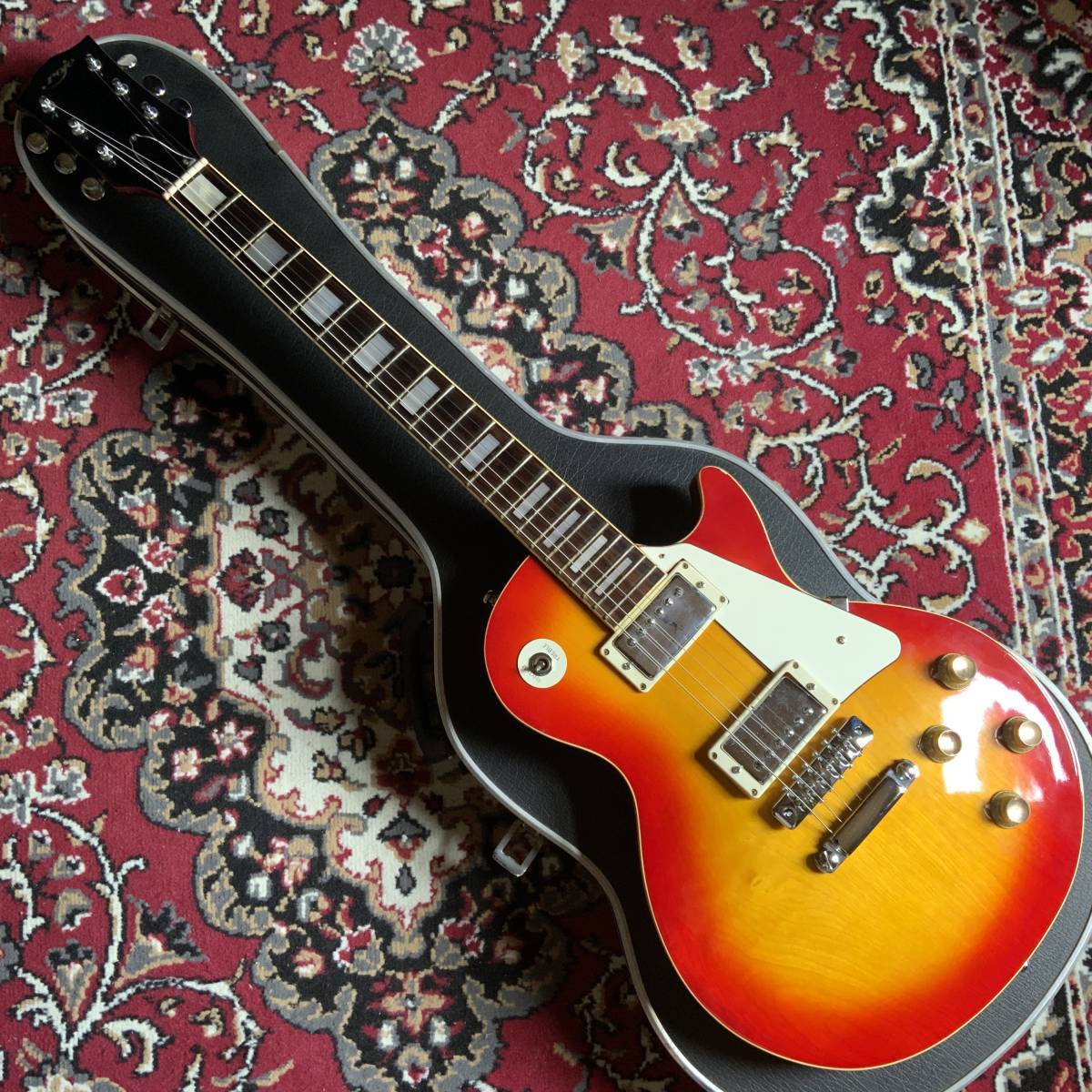 Electric Guitar Roje Roger Zen-On Les Paul Japan Vintage and Case