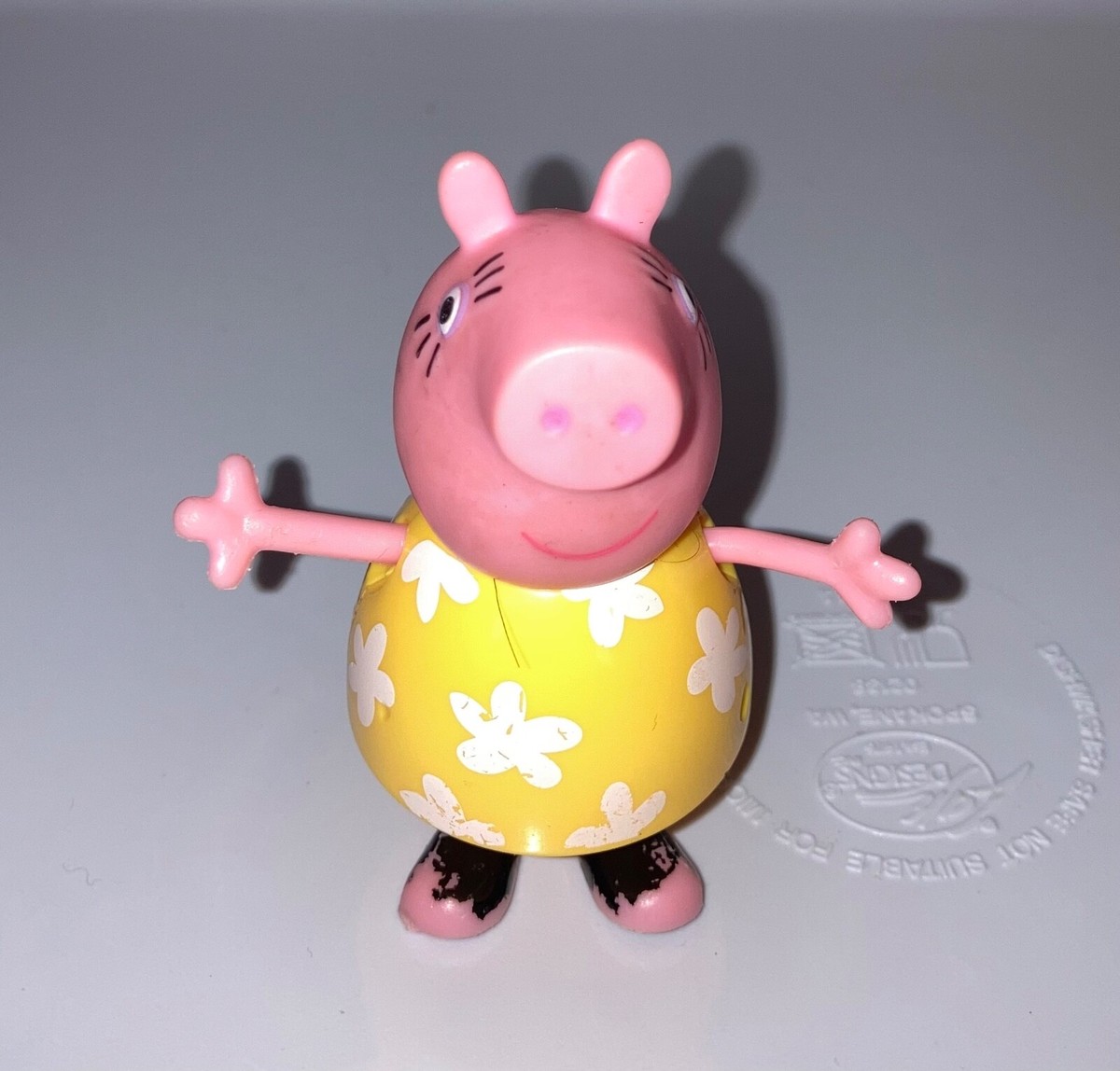 mommy pig  Peppa Pig Mummy Pig Mini Figure - Walmart.com