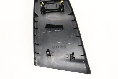 たくと　19v30個 2020 - 2025 MAZDA CX-30 RIGHT B PILLAR UPPER TRIM PANEL OEM