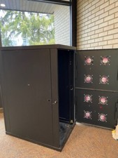 Tripp Lite 24u Rack Enclosure Cabinet