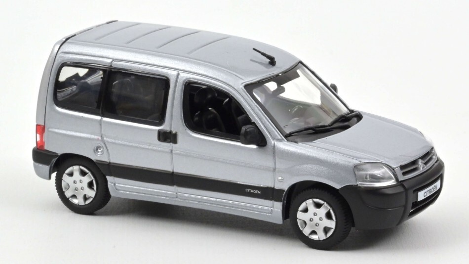 Model Car Scale 1:43 Norev Citroen Berlingo 2004 Aluminium Silver