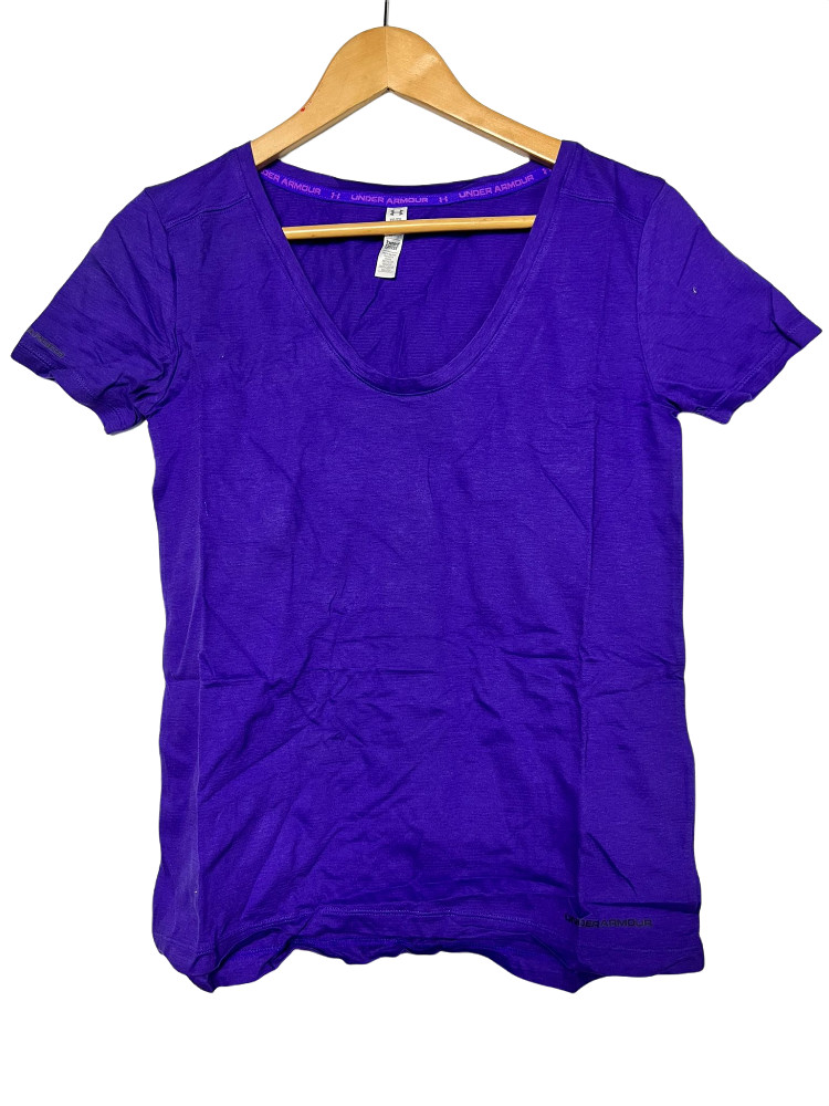 Under Armour Women's Charged Cotton Microthread Voop Neck T-Shirt