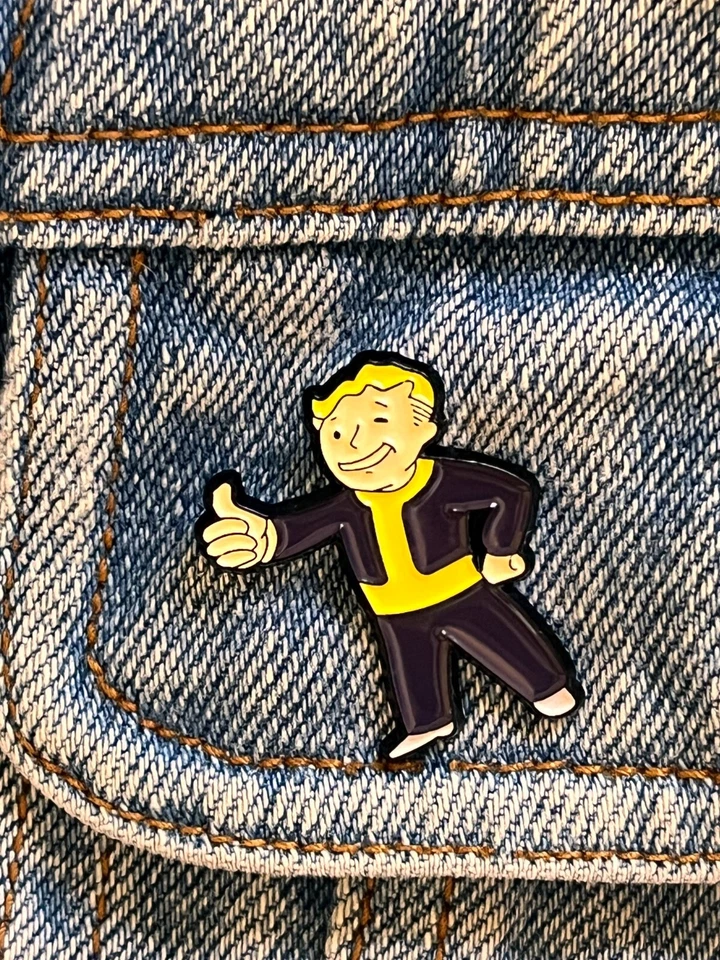 Fallout Vault Boy / Pip Boy Enamel Pin / Brooch / Badge - Video games, Xbox - Image 3 of 4