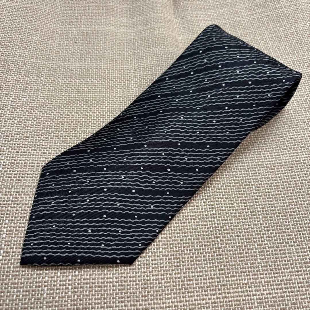 Hermes Dot Tie Silk Standard Width Pattern - image 1