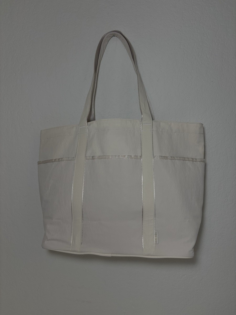 Lululemon Daily multi-pocket tote new year | eBay