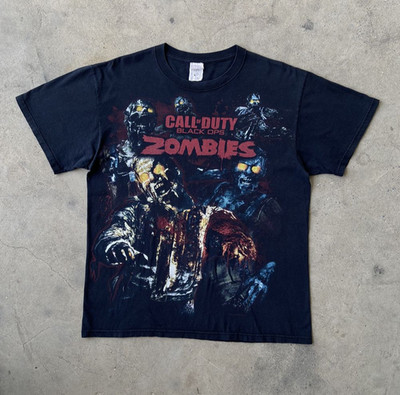 Call of Duty Black Ops Zombies Game 2011 Vintage Comfort Colors T-Shirt