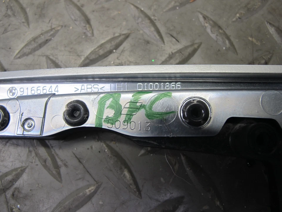 11-13 宝马 F10 5 系列 550i 室内 DASH 门饰盖板木质套装 原始设备制造商 — 第 2/4 张图片