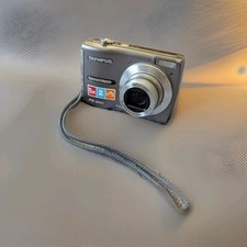 Olympus FE-310 8.0MP Digital Camera- Silver - Tested And Works -Read Description