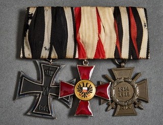 WWI German 3 Place Medal Bar Iron Cross 2nd Lubeck Hanseatic Cross Plus 1