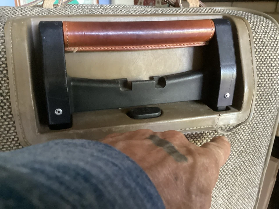 "Bolso de traje de mano vintage Hartmann 22"" TWEED CON ADORNOS DE CUERO 2 ruedas" Foto 4 de 4