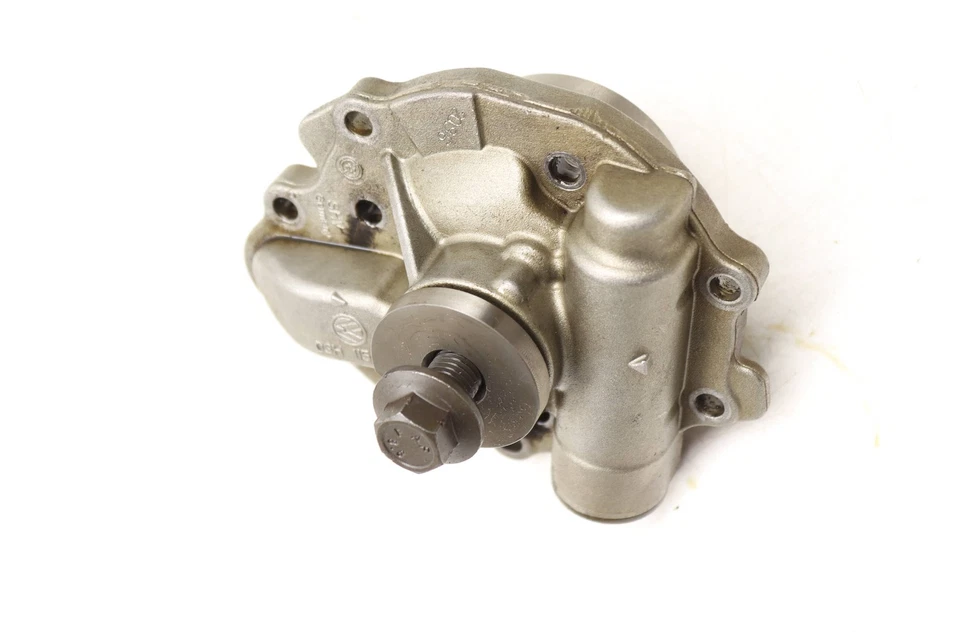 2011-2018 PORSCHE CAYENNE 3.6L - Engine OIL PUMP 95810701310 - Image 4 of 4