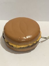 VINTAGE Novelty hamburger SHAPE RADIO AM(MW) BAND FROM THE 1960s-1970s Very Rare